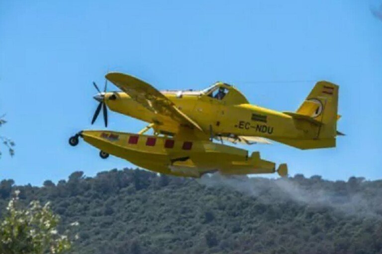 AVIÃO
