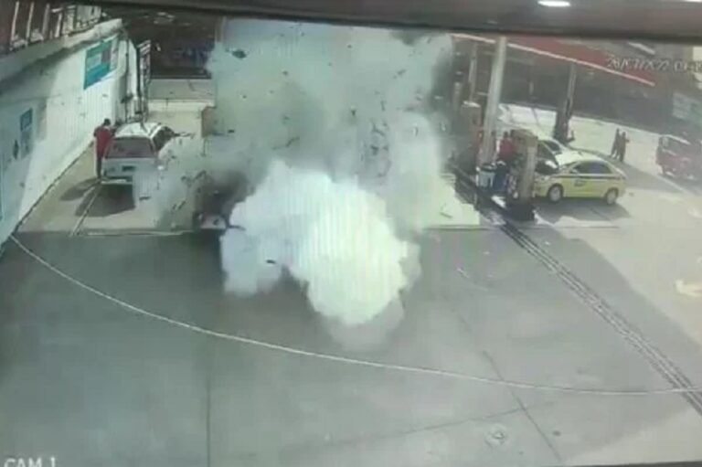 explosão posto de gasolina