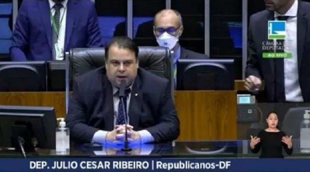 DESTAQUE : Deputado Federal Julio César : Auto declarado a favor da família, saúde, educação, segurança e direitos fundamentais