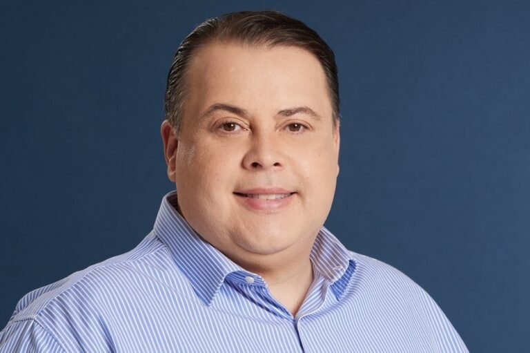JULIO CESAR CAPA