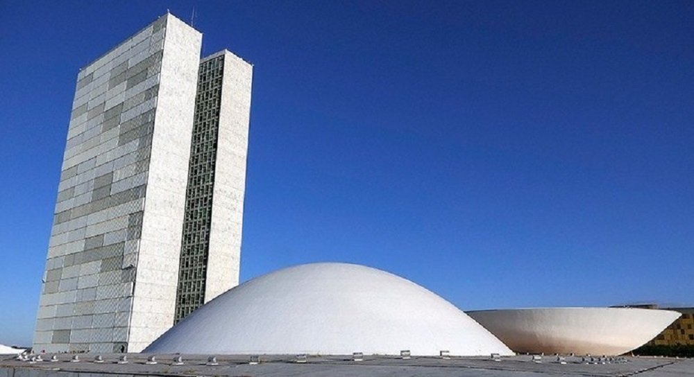 Eleições 2022- Dos 32 partidos registrados no Tribunal Superior Eleitoral (TSE), 15 não atingiram a chamada “cláusula de barreira”; Veja a lista