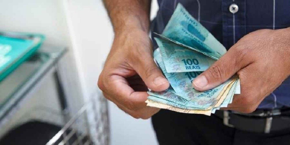 1ª parcela do 13º salário empregador tem até hoje para efetuar o pagamento