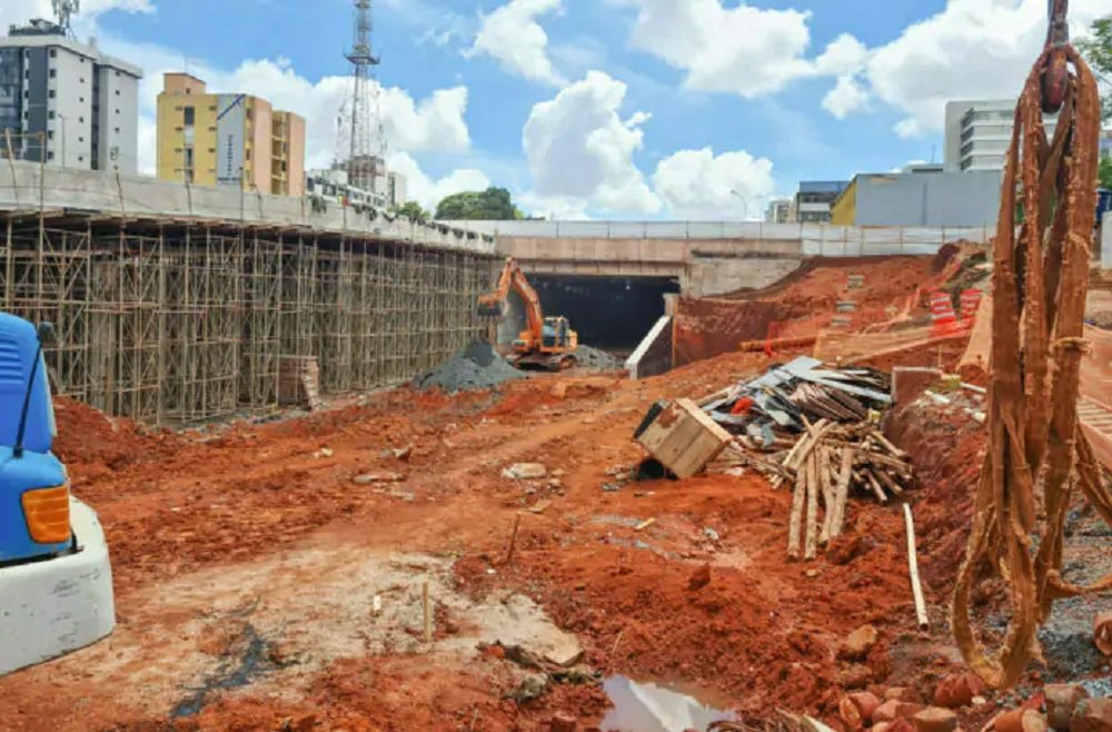 Começa a construção da pista que liga Elmo Serejo a Túnel de Taguatinga