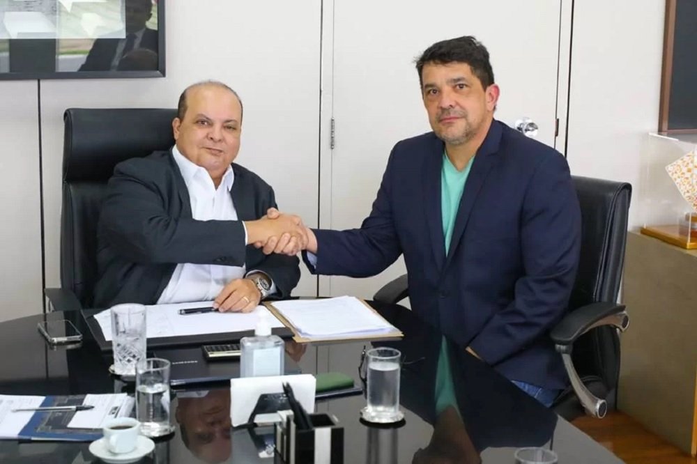 Ibaneis anuncia permanência de Robson Cândido como delegado-geral da PCDF