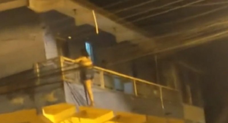 apartamento em chamas