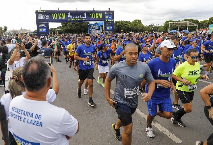 Corrida Flores do Cerrado altera trânsito no Eixo Monumental neste domingo (10)