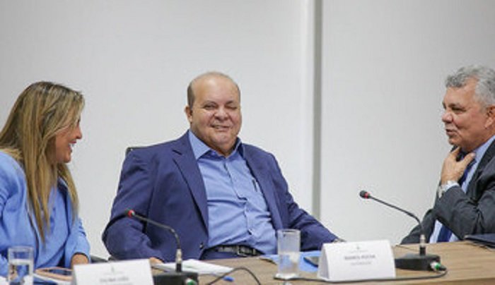 Governador Ibaneis Rocha recebe alta de hospital e já está no Palácio do Buriti