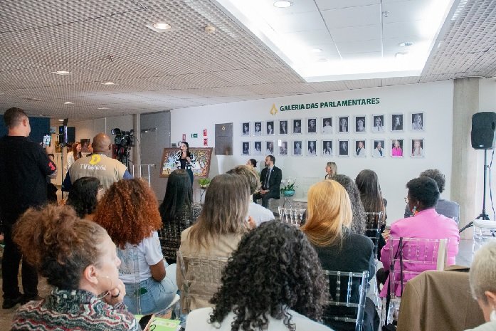 Combate à violência contra a mulher é destaque na abertura da 5ª Semana Legislativa pela Mulher