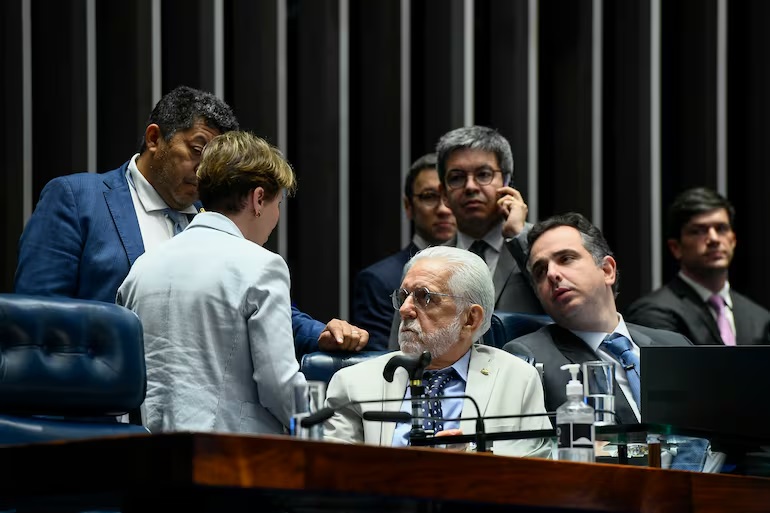 destaque
