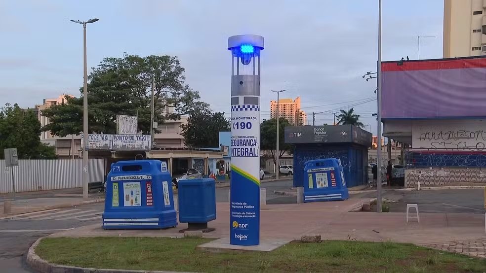 Tecnologia- Secretaria de Segurança Pública do DF faz testes com totens de segurança em Taguatinga e Setor Comercial Sul