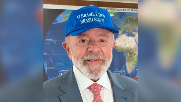Lula-bone-Trump.jpg
