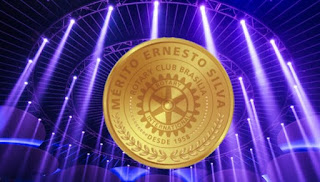 Rotary-Club-de-Brasilia-comemora-67-anos-com-festa-e-homenagens-696x395.jpg
