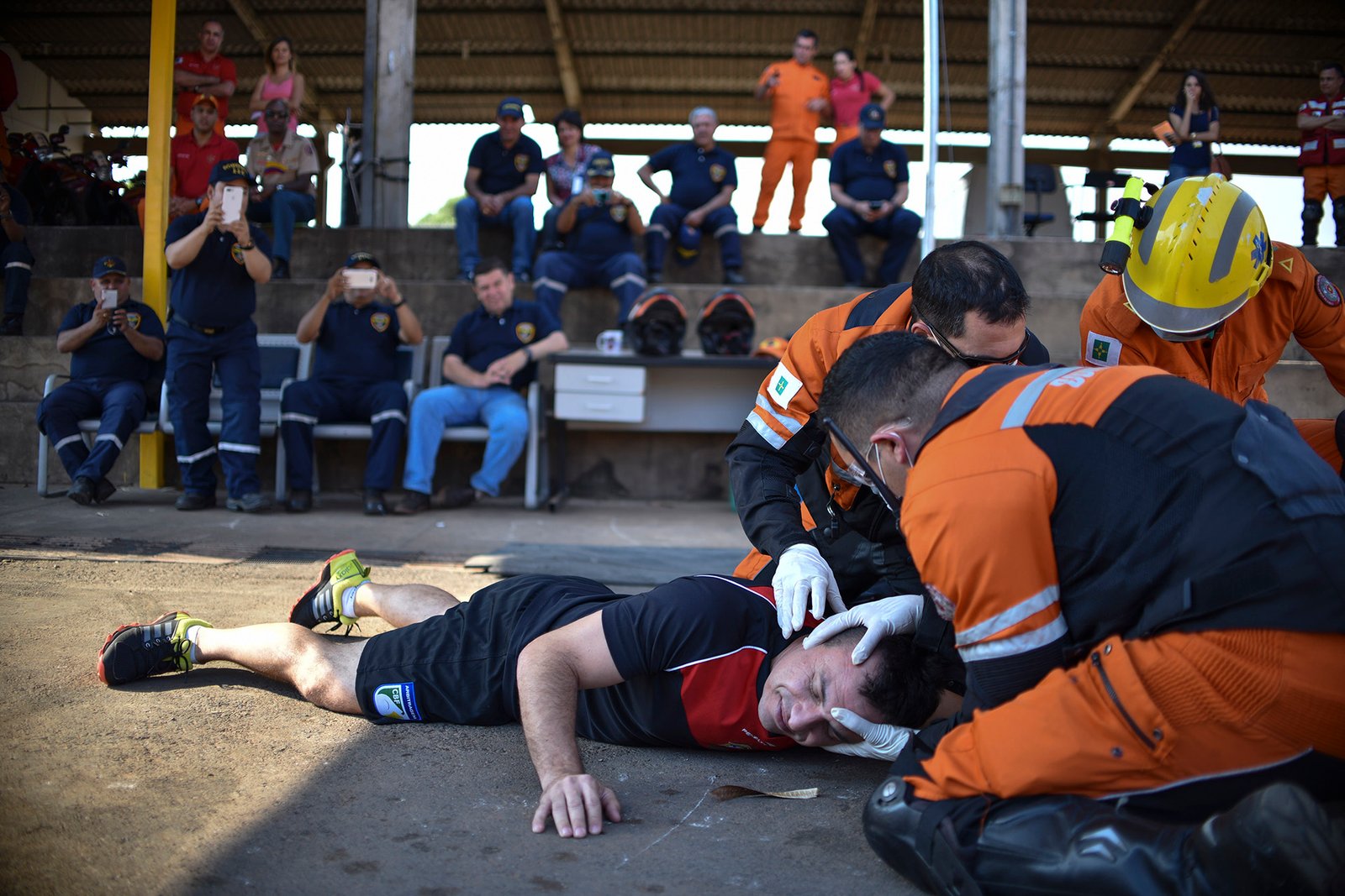 treinamento-bombeiros-colombia-andre-borges-agencia-brasilia-2.jpg