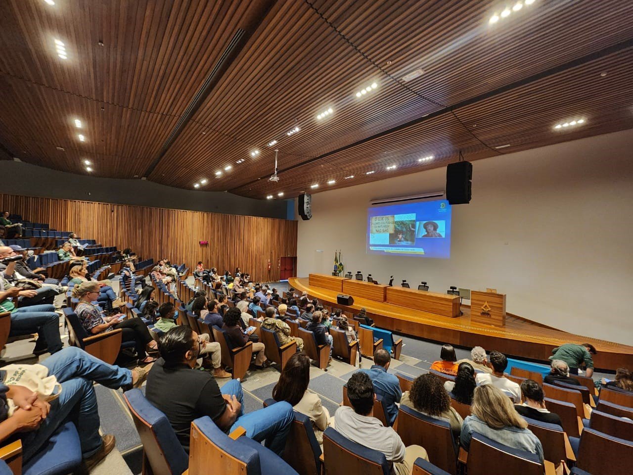 foto_1_mat_1a_Confrencia_ucs.jpeg