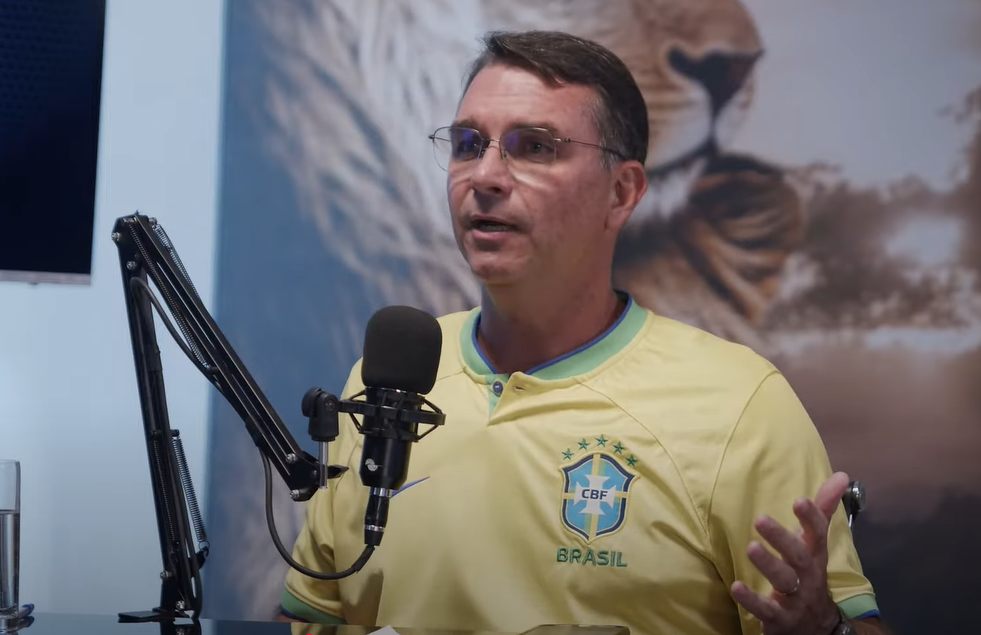 FLAVIO-BOLSONARO-LIVE.webp.webp