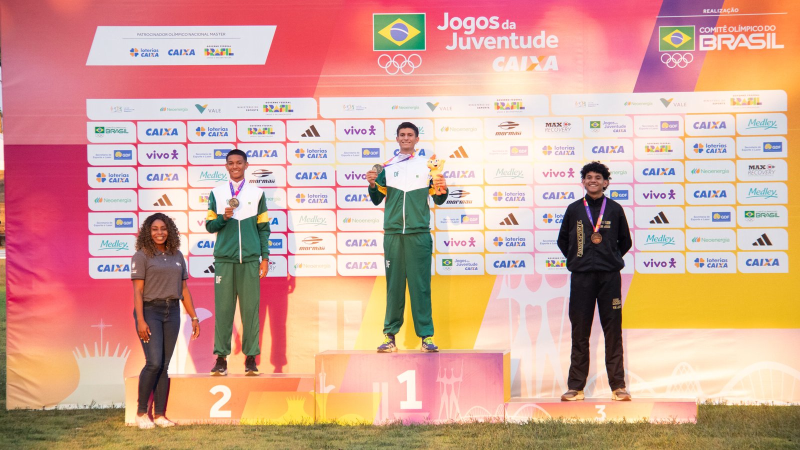 Dobradinha_atletismo-scaled.jpg