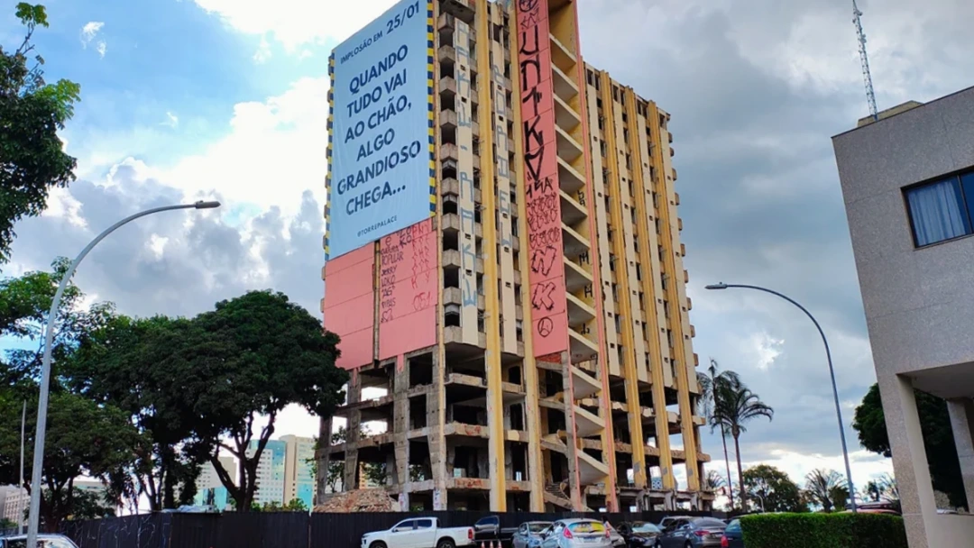 ca7d9b68-faixa-torre-palace.webp.png ca7d9b68-faixa-torre-palace.webp.png