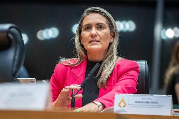 Lei estabelece diretrizes para a criação de Centros de Robótica nas escolas