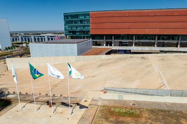 CEOF debate, nesta quarta-feira (25), cumprimento das metas fiscais do último quadrimestre de 2025