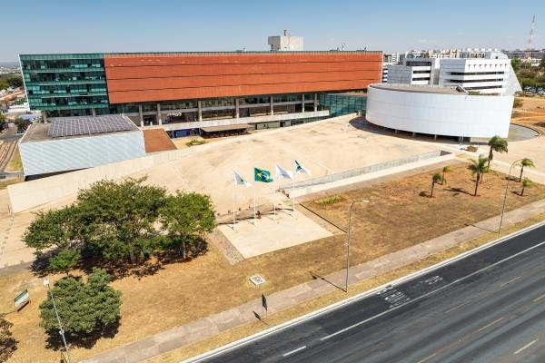 Ações da Procuradoria da Mulher e Procuradoria do Idoso da CLDF são destaques no Giro Distrital