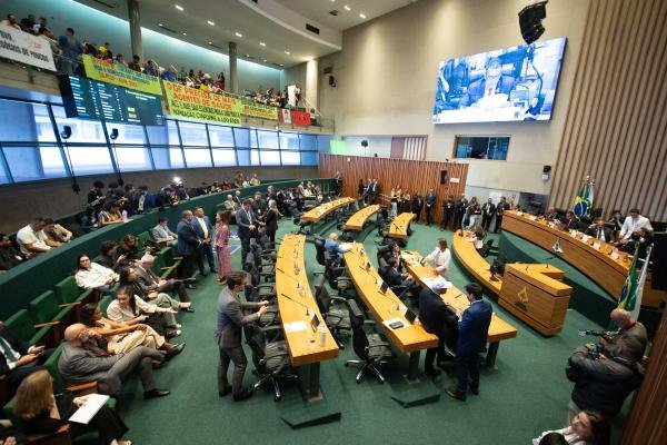 Giro Distrital destaca aniversário de 35 anos da CLDF