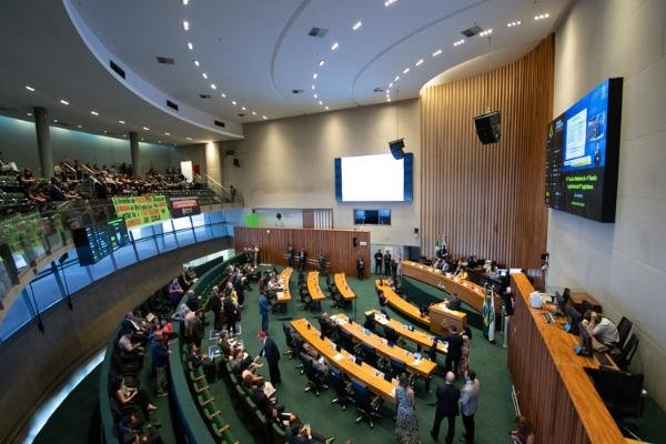 Em sessão ordinária, distritais voltam a discutir CPI para investigar BRB e Banco Master