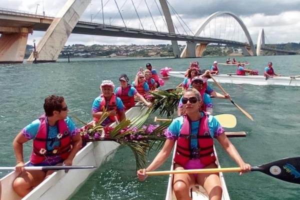 06dcf3a1-707e-2ca1-b1a6-96148ea5a933.jpeg Sessão solene celebra 10 anos da Associação Canomama, referência no enfrentamento de câncer no DF