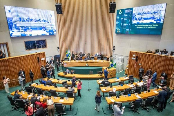 CLDF aprova crédito de R$ 15 milhões para Ceasa 