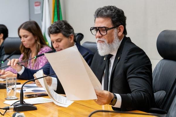 b88c87be-35d3-a41a-f6fd-f339d3eddf0e.jpeg CEOF aprova garantia de atendimento presencial nos serviços públicos do DF