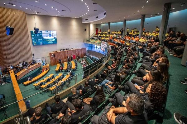 e58badf6-aa55-6c60-c16f-9229ceb676f4.jpeg CLDF aprova R$ 763 milhões para Iprev e altera Diretrizes Orçamentárias para contemplar renúncias