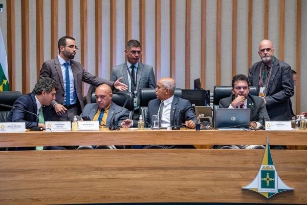 Plenário aprova nova área para o Polo de Cinema e Vídeo e abre caminho para regularizar assentamento