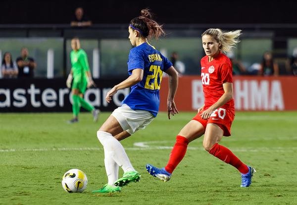 597c3c6e-ec46-69f3-821f-746bc828b661.jpeg CLDF celebra Dia do Futebol Feminino em Sessão Solene