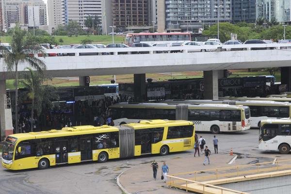 Giro Distrital destaca debate sobre ampliação da gratuidade no transporte público no DF