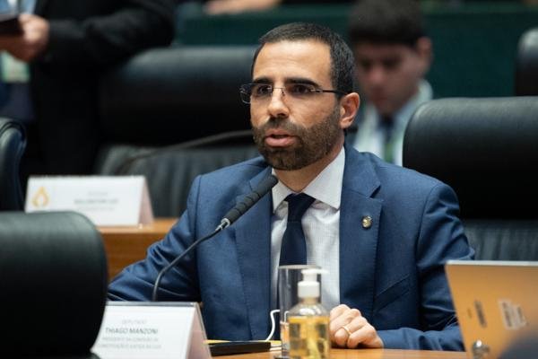 CLDF aprova “Carreta da Saúde na Escola”