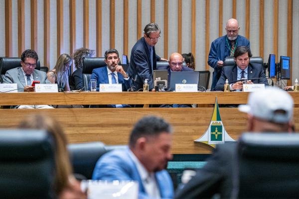 Aprovada alteração no Código de Obras que facilita regularização de edifícios em Vicente Pires