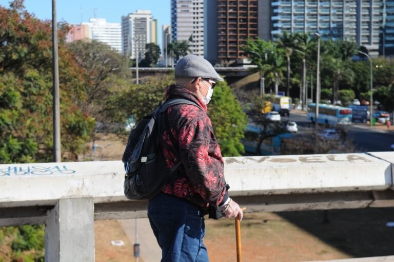Periodo-de-frio-exige-cuidados-especiais-para-manter-a-saude-em-dia-Foto-Paulo-H-Carvalho-Agencia-Br.jpeg