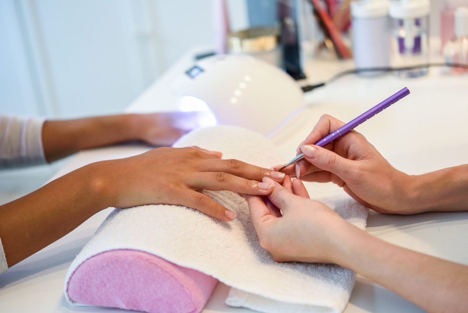 close-up-beautician-painting-woman-s-nails-with-brush-nail-salon-scaled.jpg close-up-beautician-painting-woman-s-nails-with-brush-nail-salon-scaled.jpg