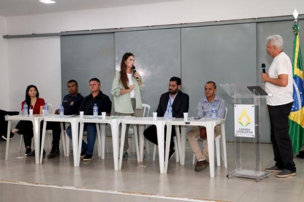 Moradores cobram soluções para problemas na Cidade Estrutural em audiência pública