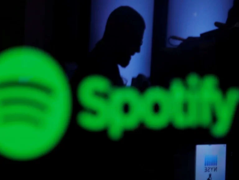 a-mafia-do-spotify-saiba-quanto-artistas-pagam-para-colocar-musicas-no-topo-com-robos-1710279899.web_.webp