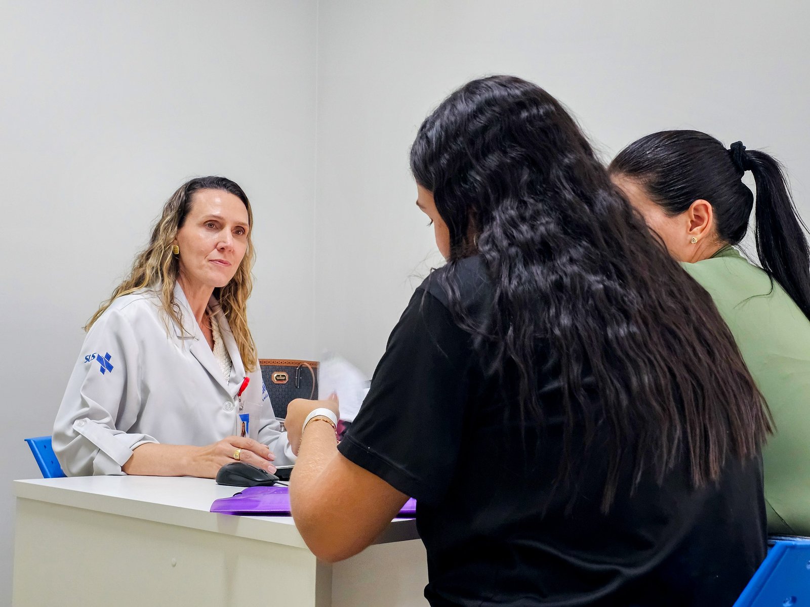 endocrinologista-Ana-Cristina-Bezerra-foto-Maria-Clara-HCB.jpg