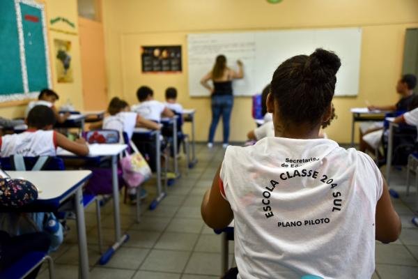 523a5fbd-0d9a-d724-c127-1ee539057419.jpeg CLDF aprova transparência de materiais didáticos nas escolas públicas do Distrito Federal