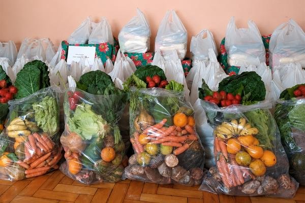 Lei cria programa de alimentação gratuita para as pessoas em situação de vulnerabilidade social