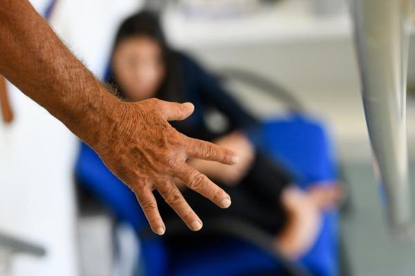 65f631df-93bc-ae8d-0351-703a2d3aaa70.jpeg CLDF aprova criação de cadastro de condenados por estupro e violência contra a mulher