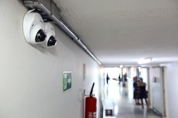 7bd7cc04-ce31-cfeb-f305-49b97b801194.jpeg Nova lei impõe instalação de câmeras em sessões clínicas para pessoas com deficiência no DF