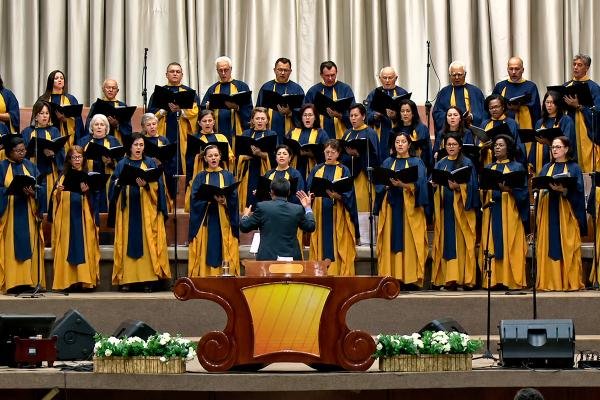 Câmara Legislativa celebra trajetória de corais de música sacra do DF