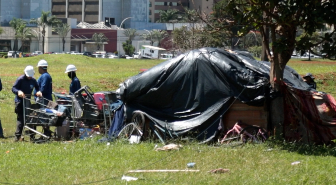 8.1.-Acao-de-acolhimento.-Foto-Agencia-Brasilia2-1.png 8.1.-Acao-de-acolhimento.-Foto-Agencia-Brasilia2-1.png
