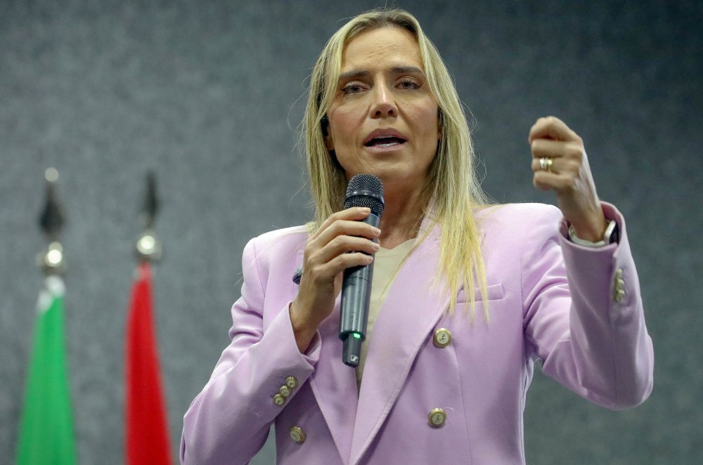 Governadora-Celina-Leao-sanciona-nova-lei-previdenciaria-da-Policia-Civil-do-DF-1.jpg