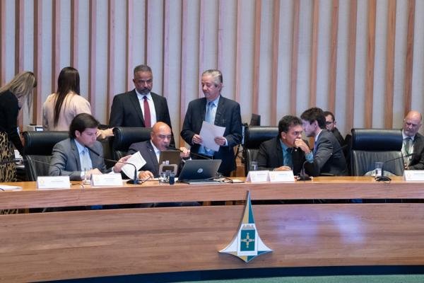 c13361c0-727b-9608-556a-0e530d8244e0.jpeg Entenda o processo de criação das leis distritais