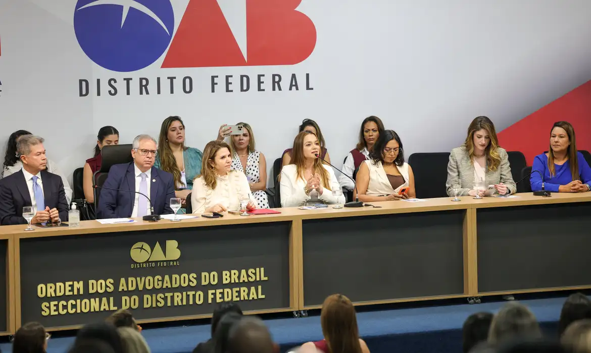 pzzb4653.webp.webp
