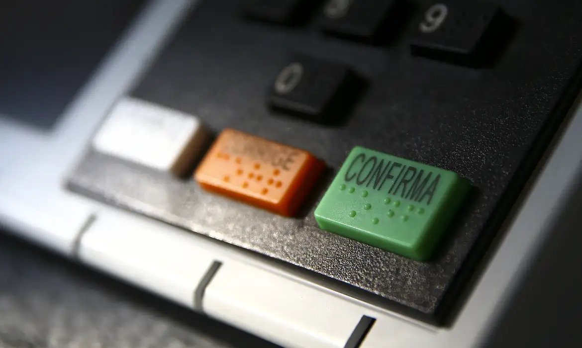 CLDF abre credenciamento para teste de integridade das urnas